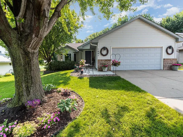 1001 Lexington Ave N, New Prague, MN 56071