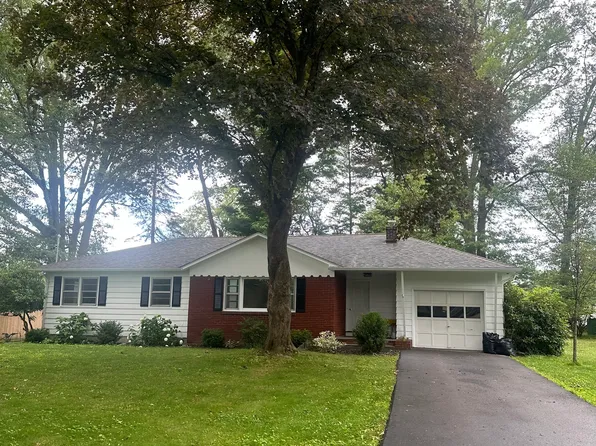(undisclosed Address), Rhinebeck, NY 12572