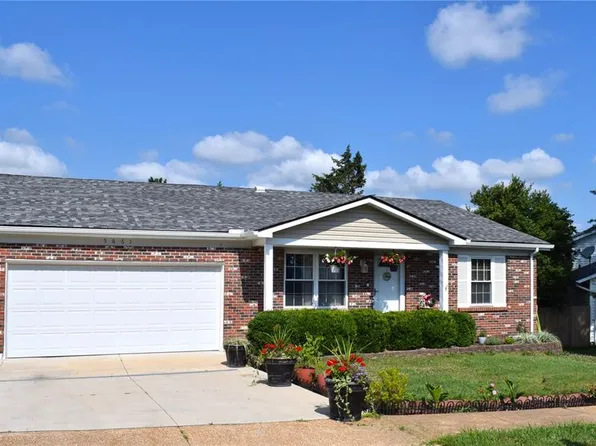 5661 Chalet Hill Dr, Saint Louis, MO 63129