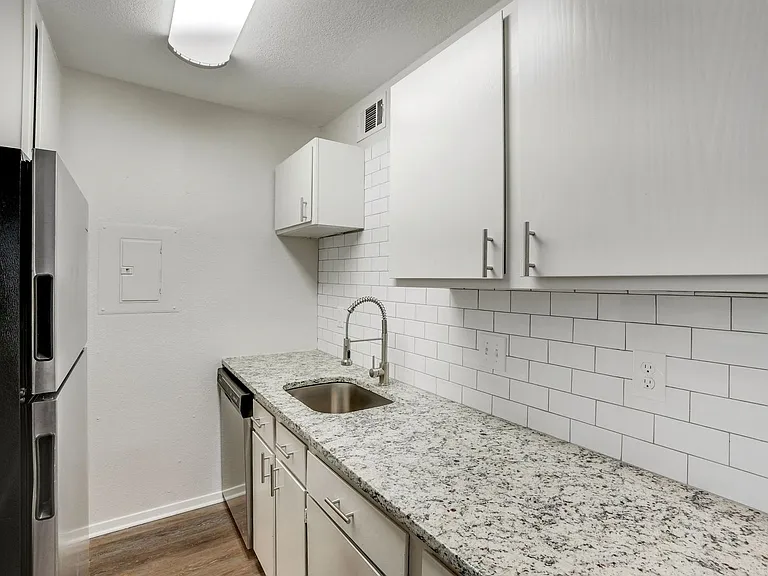 1105-1107 Uta Blvd — Photo 43