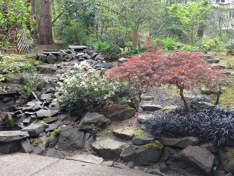 3056 Hendricks Hill Dr — Photo 5