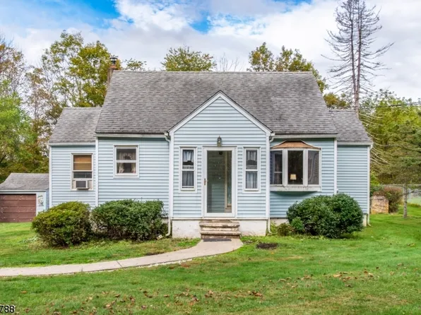 84 Wild Cat Rd, Franklin Boro, NJ 07416