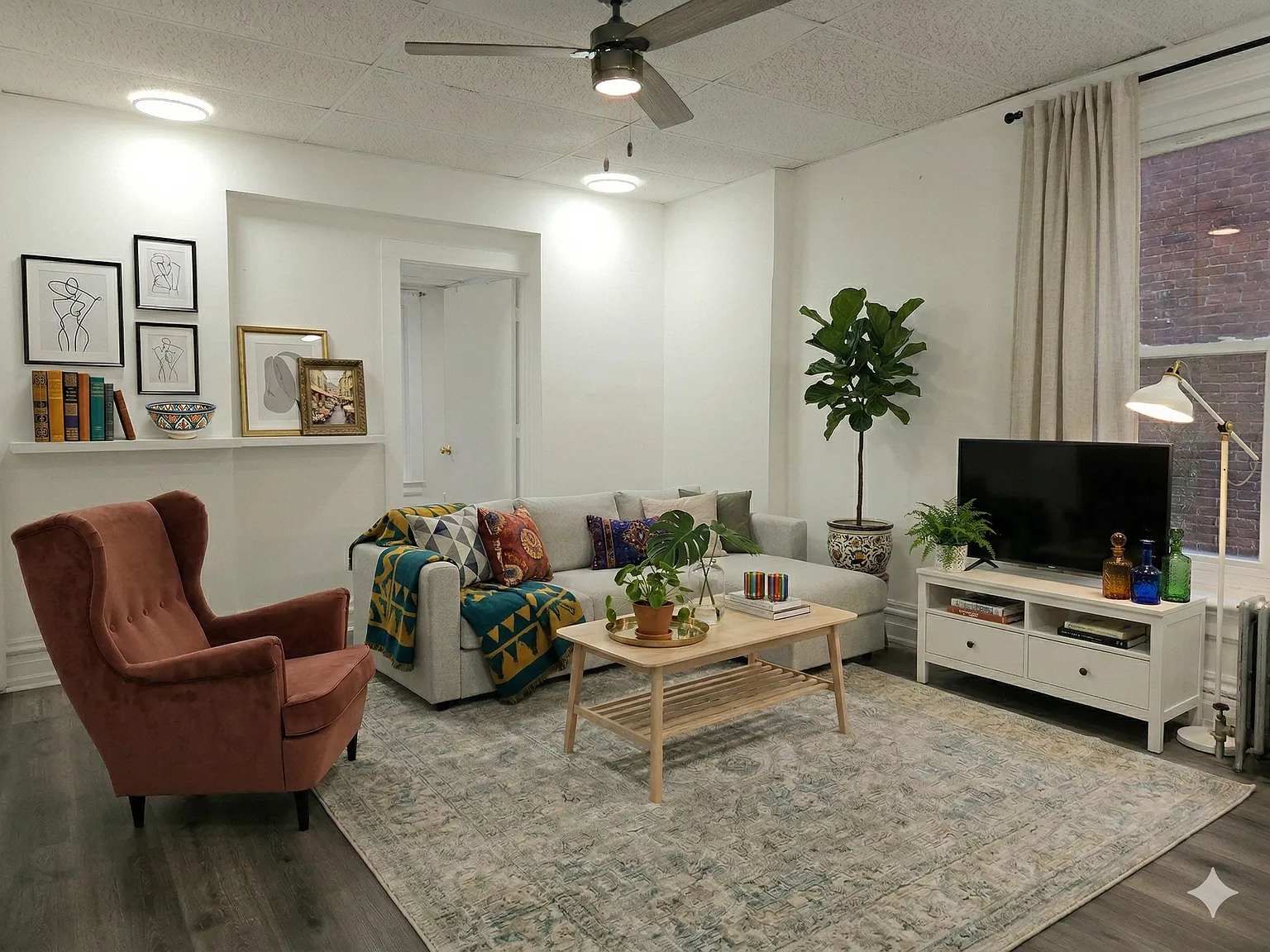 2 bed, 1.5 bath, 1400 sqft, $1,600 — Photo 4