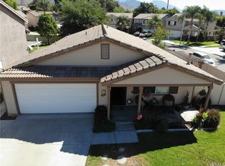 7789 Oak Ct, Highland, CA 92346