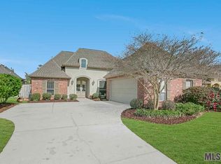 16835 Highland Club Ave, Baton Rouge, LA 70817