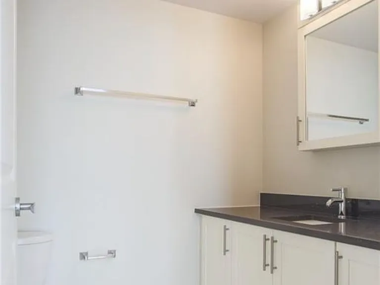 195 Besserer St #301 — Photo 16