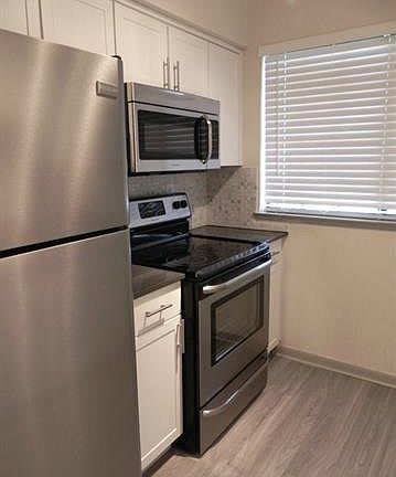5th image of 4708 Abbott Ave APT 101
