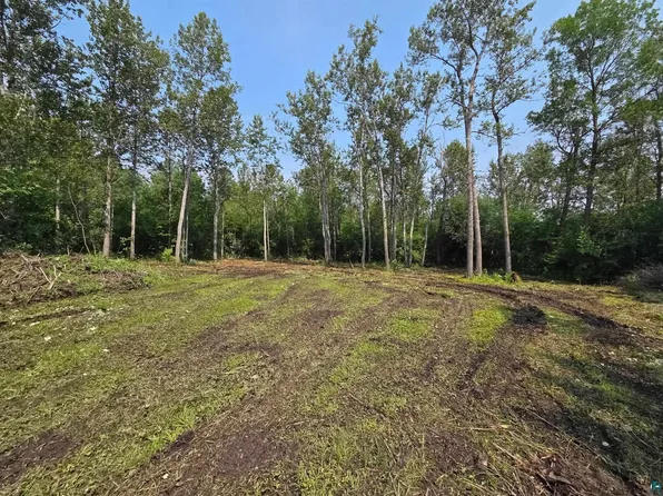 4 E Valley Brook Rd, Superior, WI 54880