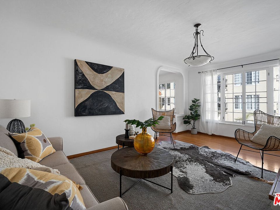 1st image of 1345 N Hayworth Ave APT 209