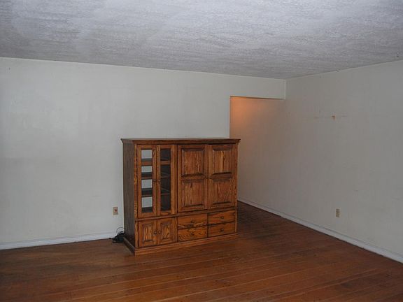5th image of 11655 Thistlehill Dr