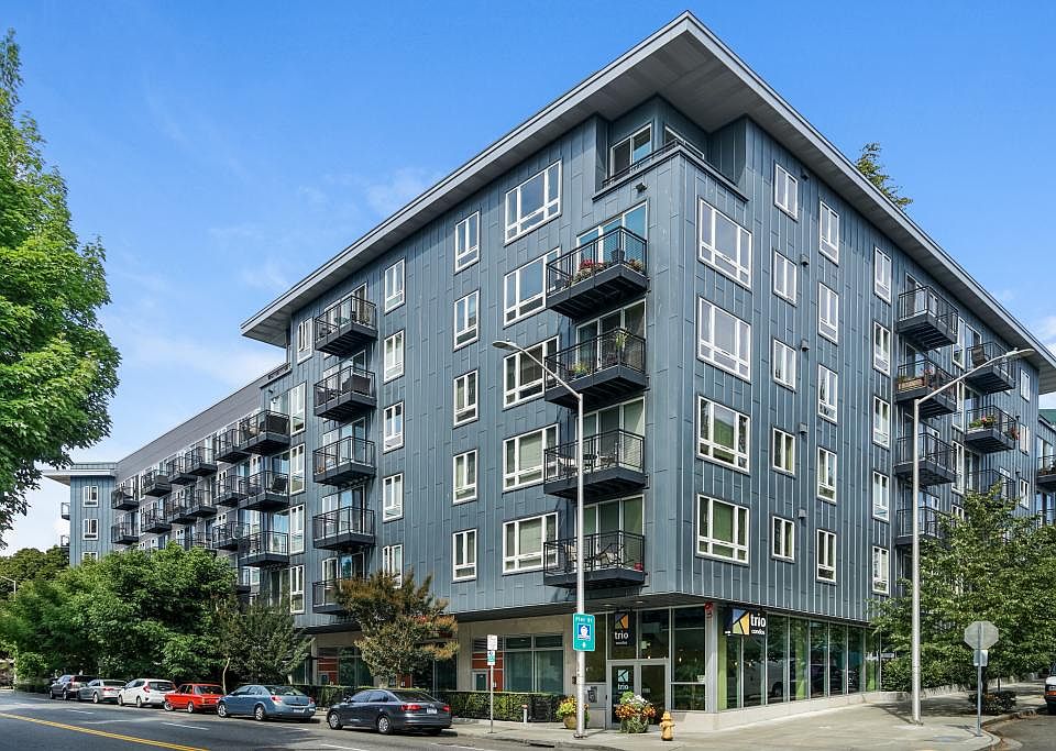1st image of 3104 Western Ave #512