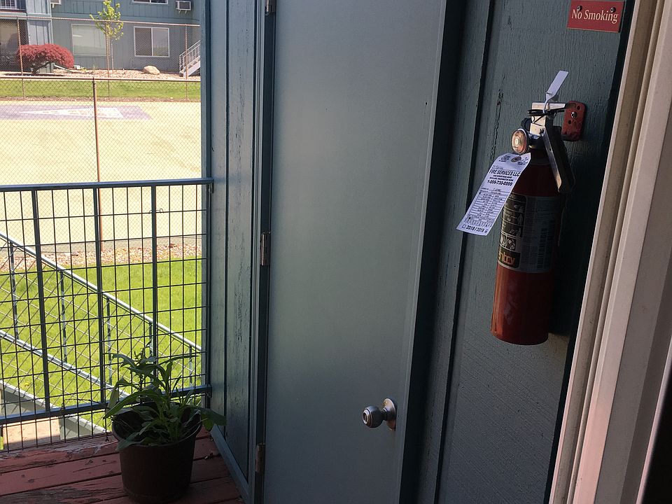 1st image of 3121 W Hood Ave APT I202
