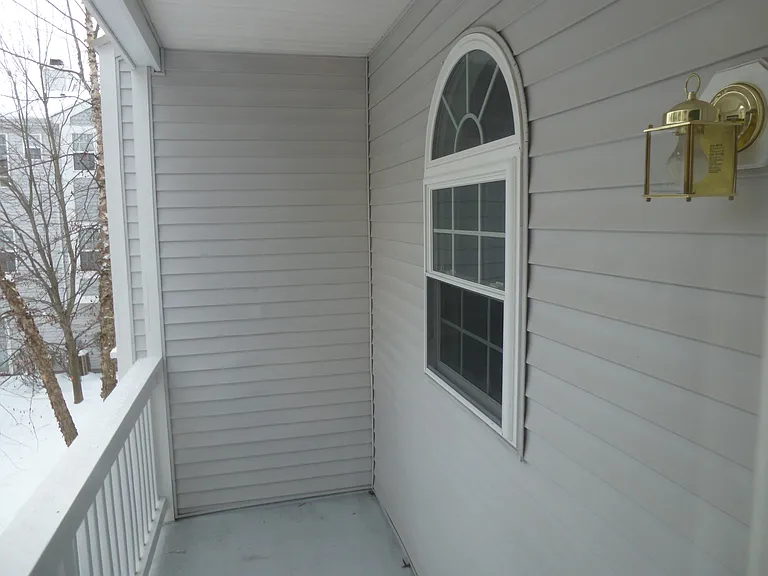 1901 Tanglewood Pl — Photo 5