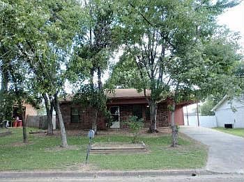 1st image of 411 S 41st St