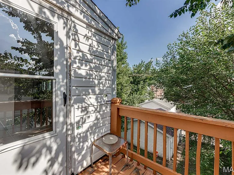 5058 Winona Ave — Photo 22