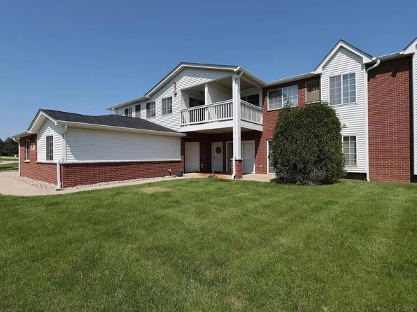 8200 Lexington PLACE #3, Pleasant Prairie, WI 53158