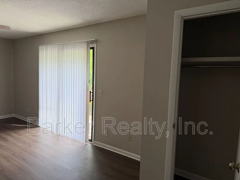 205 E Ransom St #3D — Photo 9