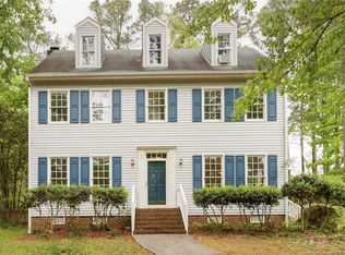 421 Olde Towne Dr, Sanford, NC 27330