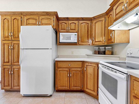 lots of counter space