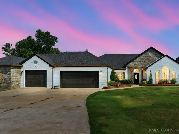 2851 Rabbs Dr, Oologah, OK 74053