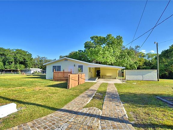 3rd image of 808 Hennessee St