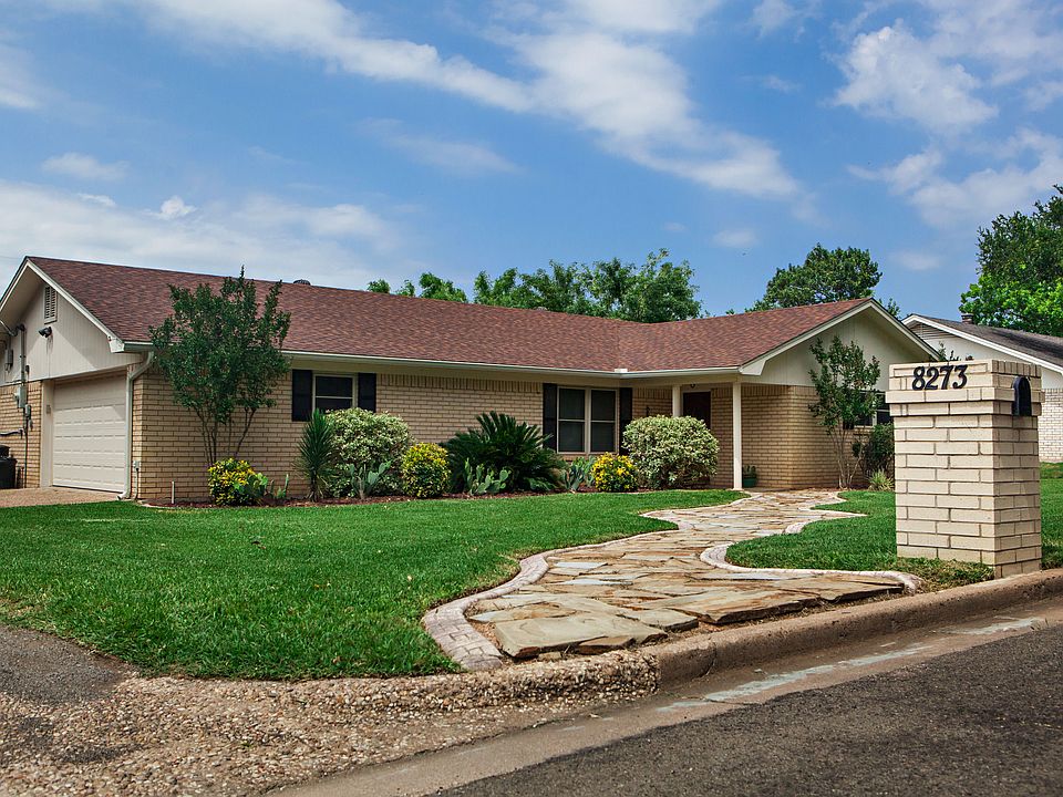 1st image of 8273 Shadow Wood Dr