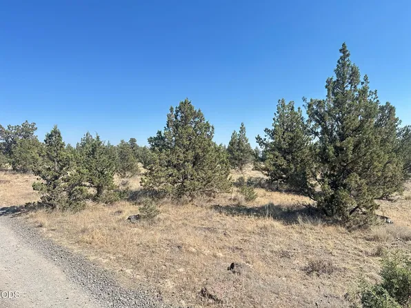6242 SW Cougar Rd, Terrebonne, OR 97760