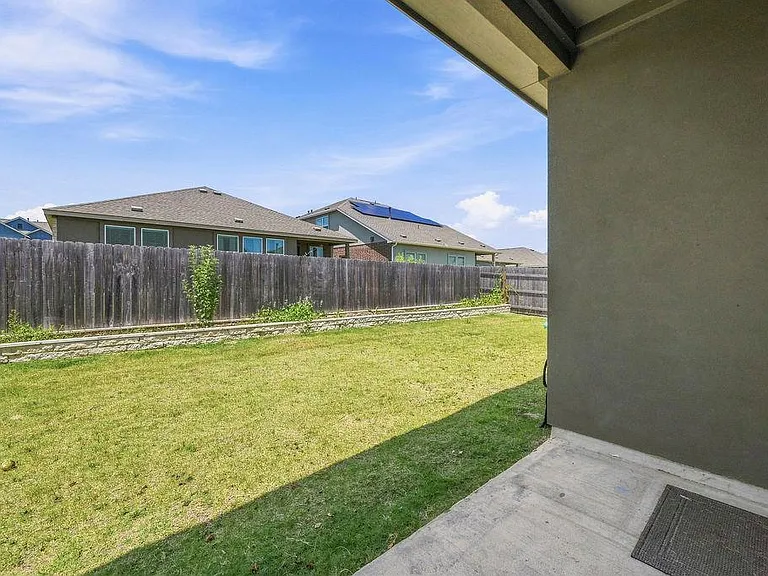 1733 Catahoula Dr — Photo 30