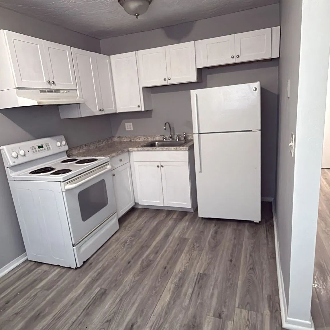 4640 Oberlin Avenue - 4640 - B1 — Photo 1