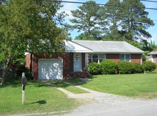 328 Saunders Dr, Portsmouth, VA 23701