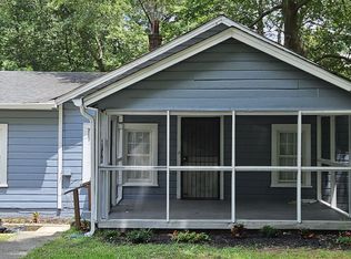 561 Woods Dr NW, Atlanta, GA 30318