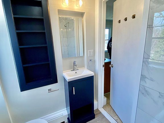 Fully remodeled and updated bathroom
