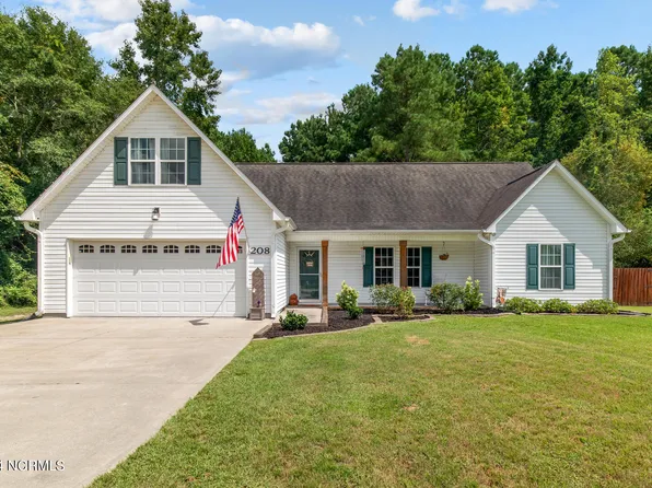 208 Chandler Simpson Court, Beulaville, NC 28518