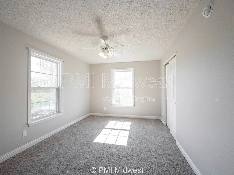 859 Runnymede Dr — Photo 29