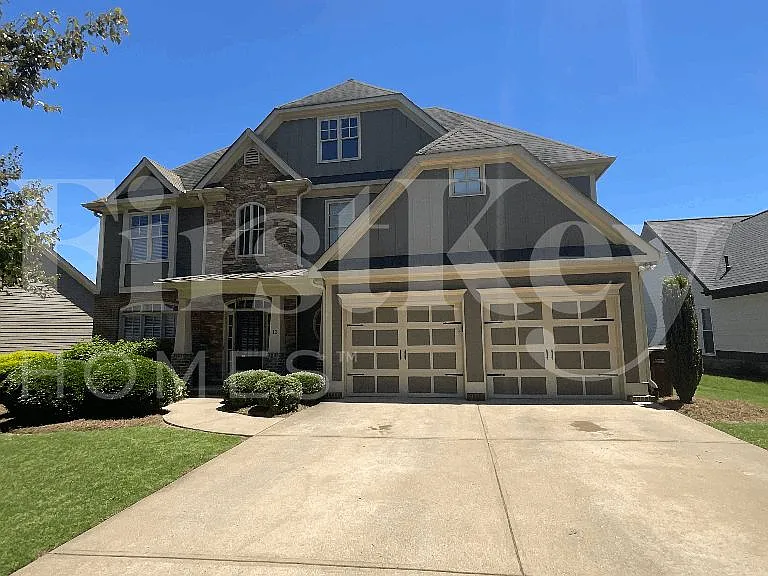 13 Creekview Dr SE — Photo 1