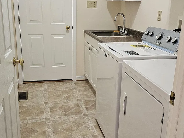 Laundry/Mudroom coming in from the garage