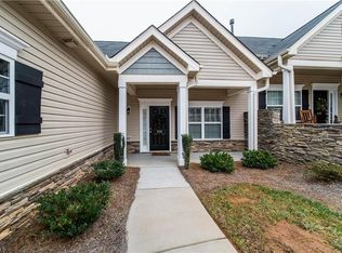 230 Hawks Nest Cir, Clemmons, NC 27012