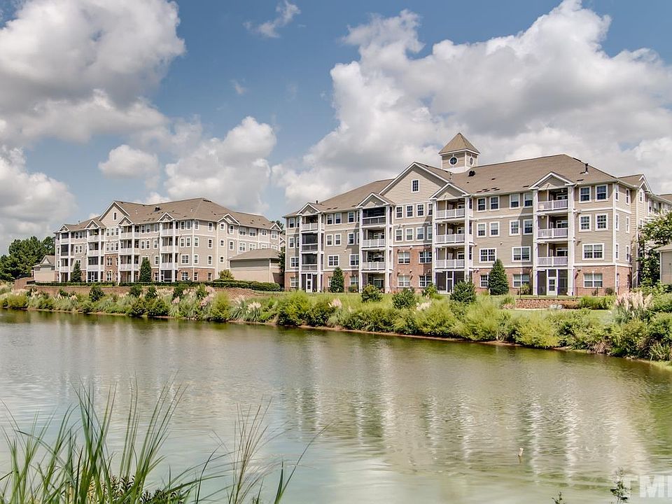 1st image of 10400 Rosegate Ct Unit 304