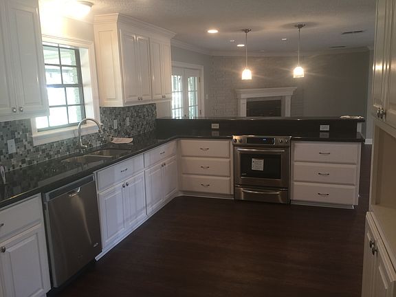5th image of 6288 Red Oak Dr