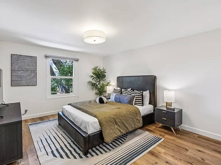610 Hillcrest Blvd — Photo 29