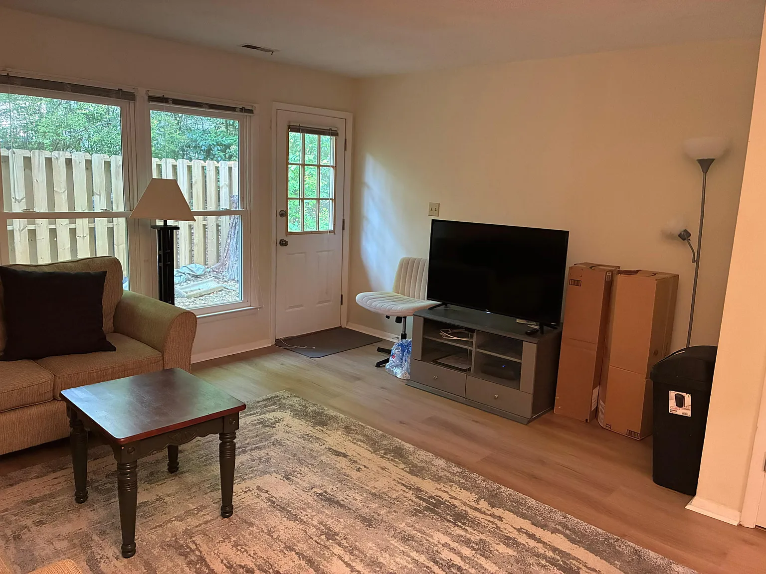 2 bed, 1.5 bath, 1050 sqft, $1,500 — Photo 3