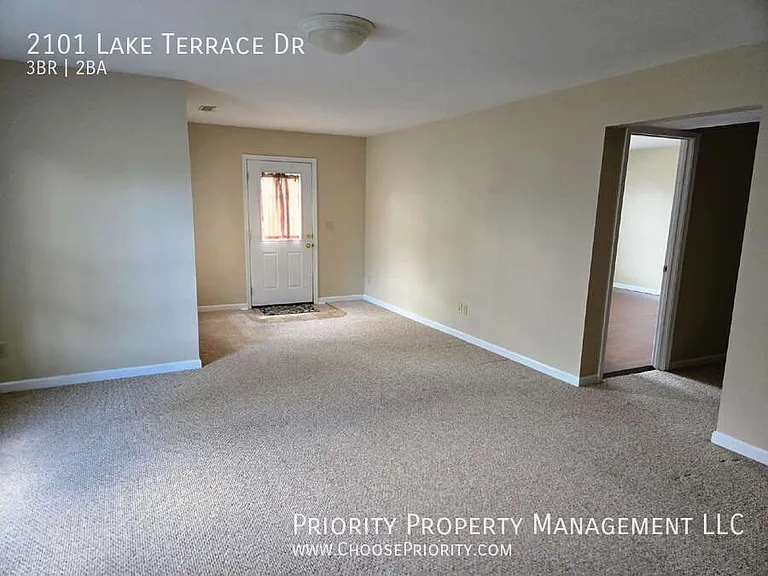 2101 Lake Terrace Dr — Photo 14