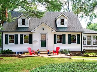 7824 Kenridge Ln, Saint Louis, MO 63119