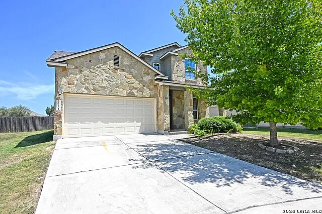 2231 Hawk Dr