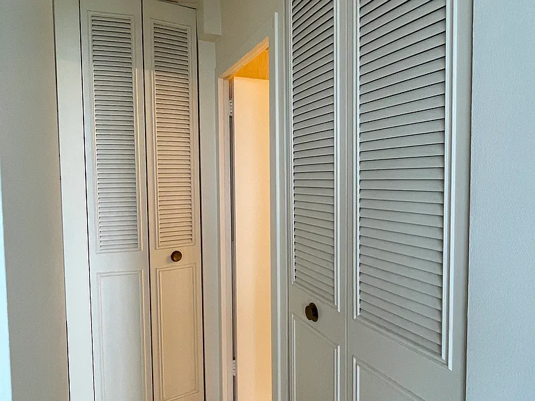 4250 N Marine Dr #1003 — Photo 25