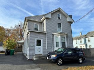 90 Walnut St #1L, Chicopee, MA 01020