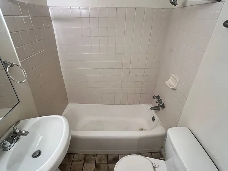 3706 E Fairmount St — Photo 19