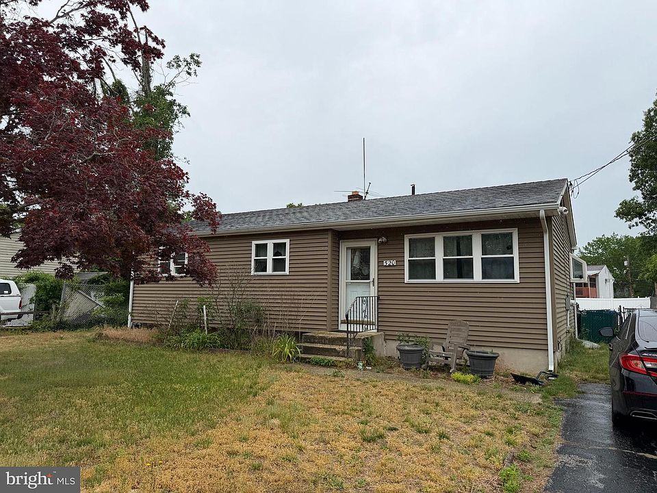 1st image of 520 Richard Dr