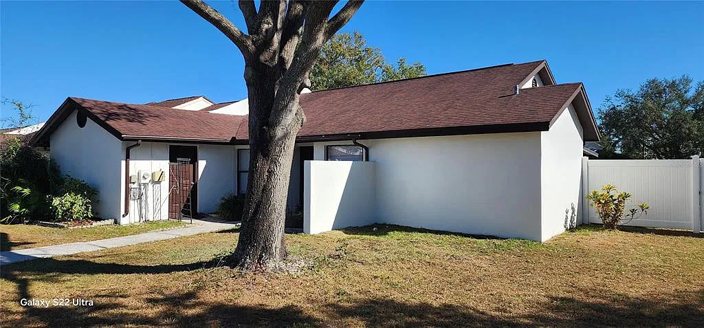 3 bed, 2.0 bath, 1278 sqft, $2,500 — Photo 3