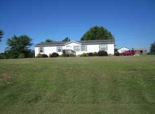 1737 Hopkins Rd, Murray, KY 42071